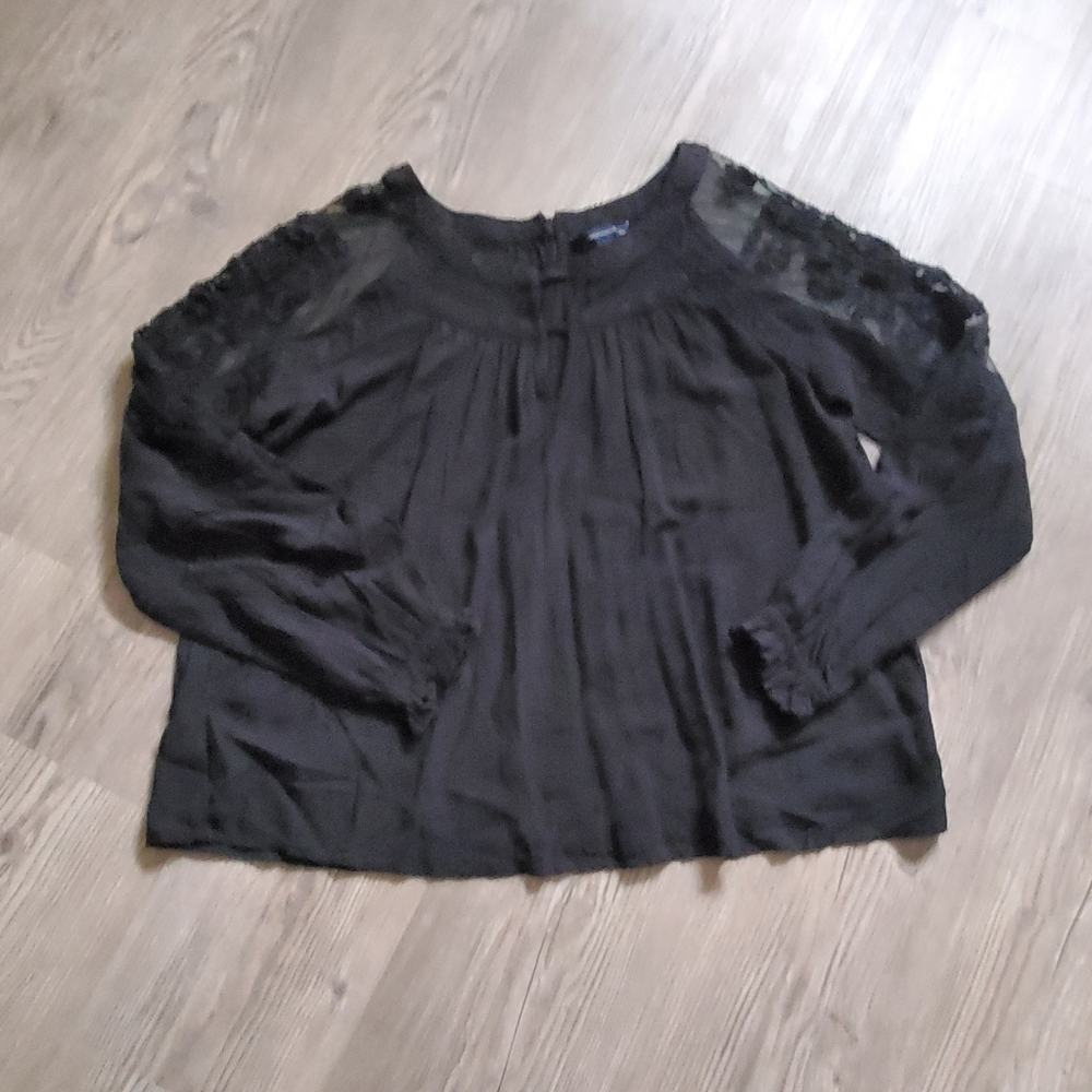 Chic Black Lace Blouse